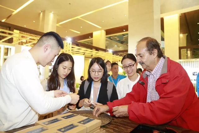 30家單位齊聚西南醫(yī)大中醫(yī)院共促中醫(yī)藥發(fā)展！(圖19)