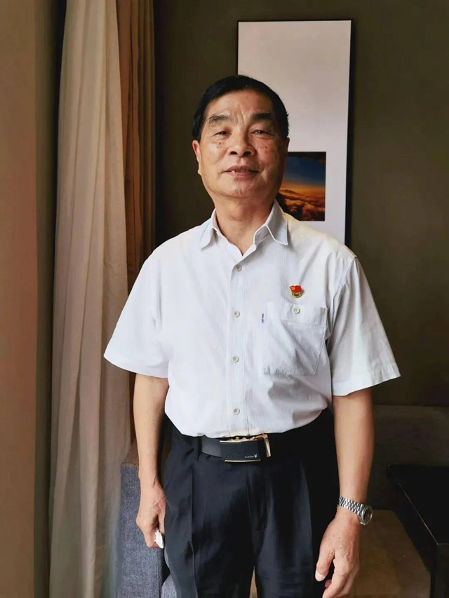 央視《開學(xué)第一課》開講！四川警察學(xué)院退休職工與父親的故事讓人淚目(圖6)