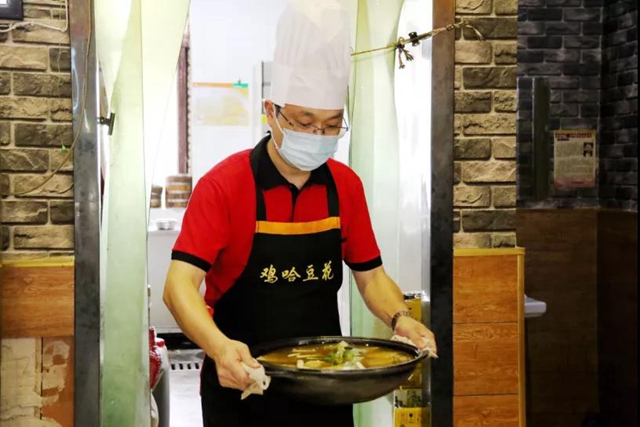 “雞哈豆花哥” ，你做的事現(xiàn)在傳遍了瀘州 ！(圖12)