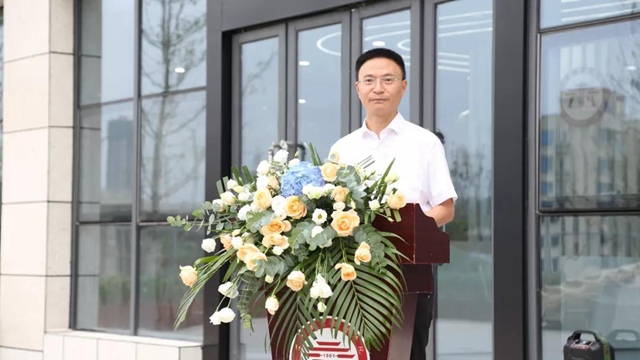 瀘州職院多個(gè)基地揭牌，將打造科技創(chuàng)新綜合體！(圖1)