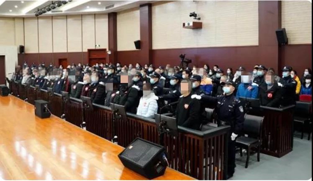 瀘州“掃黑風(fēng)暴”：一直打擊黑惡勢(shì)力的58歲警察(圖6)