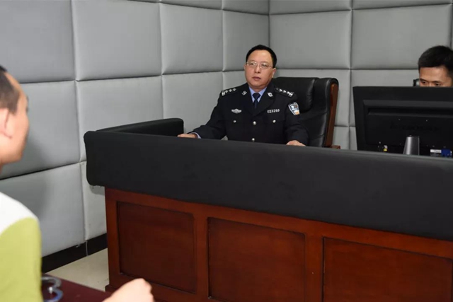 瀘州“掃黑風(fēng)暴”：一直打擊黑惡勢(shì)力的58歲警察(圖7)