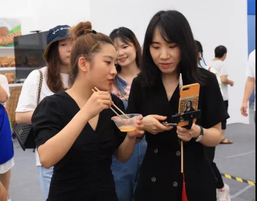 第九屆中國（瀘州）西南商品博覽會(huì)開幕(圖18)