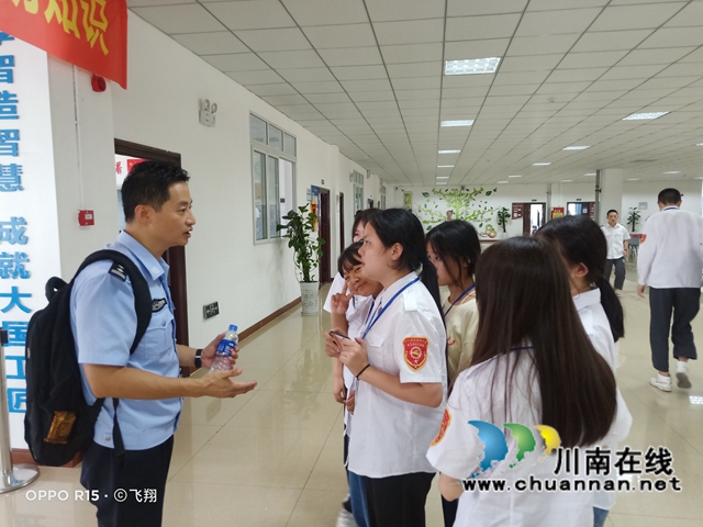 瀘州：警盾進校園，給700名學生講網(wǎng)絡安全(圖7)
