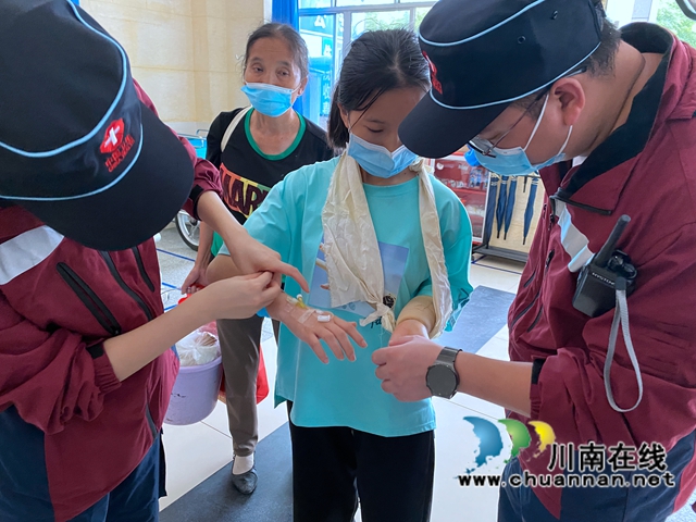 瀘縣地震后 西南醫(yī)科大學(xué)附屬中醫(yī)醫(yī)院積極開展心理疏導(dǎo)工作(圖2)