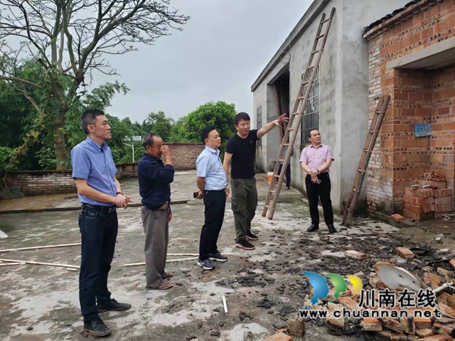 瀘州市殘聯(lián)到瀘縣關心殘疾人受災情況(圖1)