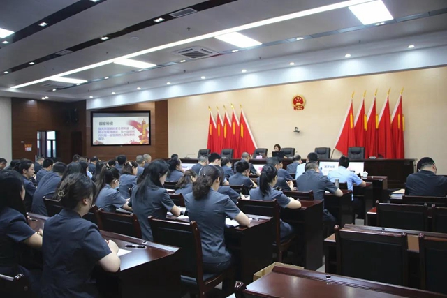 江陽(yáng)法院：開(kāi)展保密工作專題培訓(xùn)，筑牢保密安全防線(圖1)