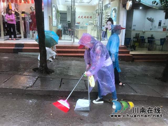 瀘縣民盟積極開展文明創(chuàng)建志愿服務活動(圖2)