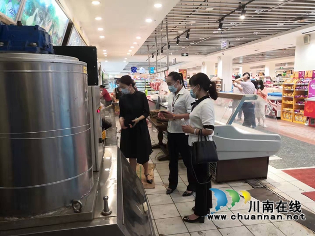 瀘州市商務局到敘永縣督導環(huán)保、安全工作(圖1)