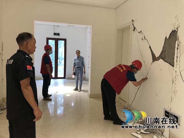 瀘縣住建局火速開(kāi)展房屋震害地毯式排查(圖3)