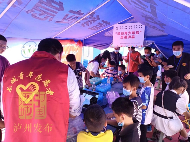 瀘縣地震丨瀘縣災(zāi)區(qū)社會秩序基本恢復(fù)正常，部分學(xué)校明起復(fù)課(圖4)