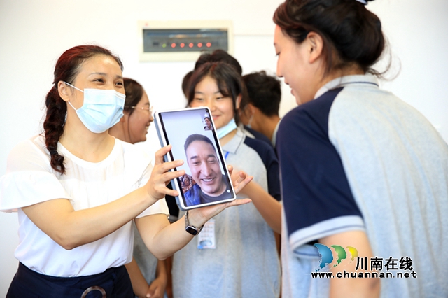 瀘州納溪：佳節(jié)關(guān)懷進(jìn)校，瀘稻兩地月共圓(圖1)