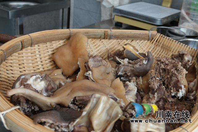 古藺：好生態(tài)變好“錢(qián)景”，高山羊跑出致富加速度(圖11)
