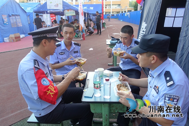 瀘州：警盾50余名志愿者中秋馳援瀘縣地震災區(qū)(圖11)