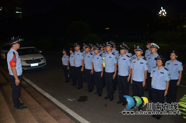 搬遷不眠夜 川警院警盾志愿者繼續(xù)值守瀘縣(圖13)