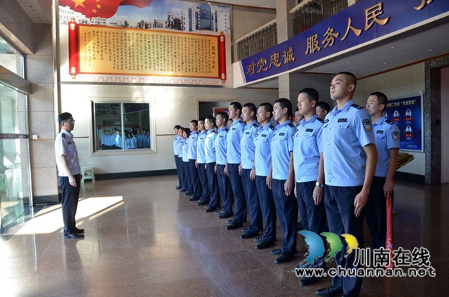 搬遷不眠夜 川警院警盾志愿者繼續(xù)值守瀘縣(圖12)