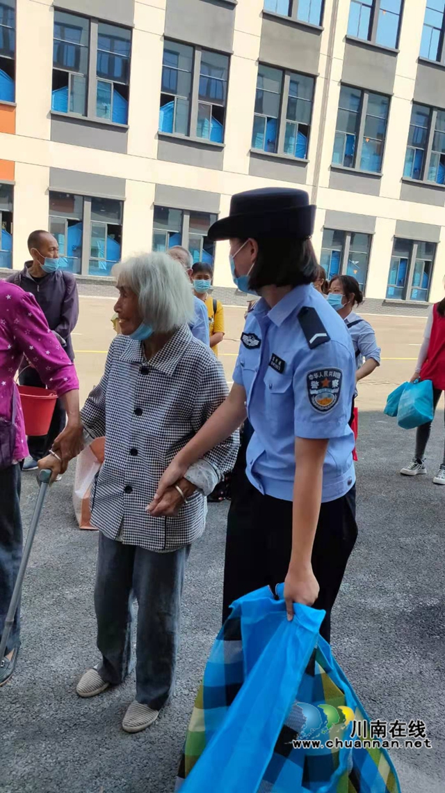 抗震救災(zāi)｜報告！援瀘縣警盾志愿者平安歸來(圖11)