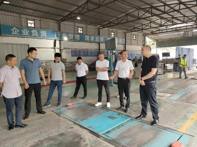 瀘州：市場監(jiān)管齊上陣，“質(zhì)量月”活動(dòng)顯成效！(圖7)