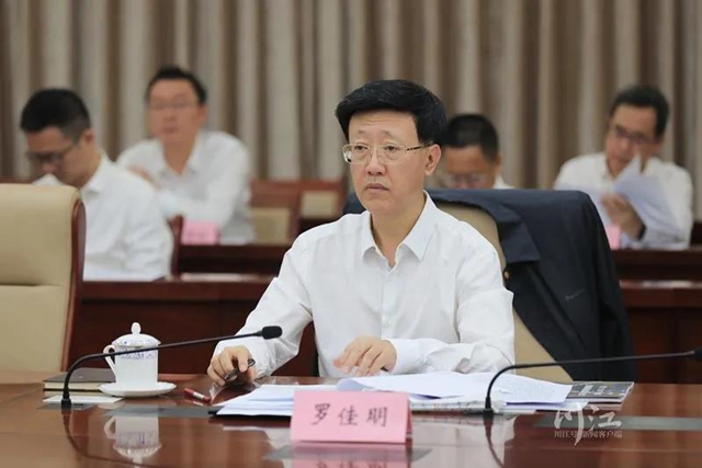 廳市簽約！攜手推動(dòng)瀘州交通運(yùn)輸事業(yè)跨越發(fā)展(圖2)