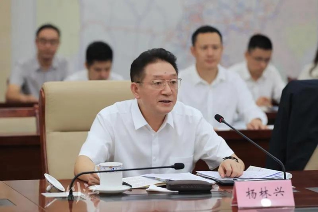廳市簽約！攜手推動(dòng)瀘州交通運(yùn)輸事業(yè)跨越發(fā)展(圖3)
