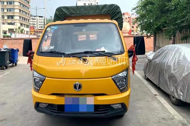 莫存僥幸！內江一貨車司機因這事被記6分、罰款500元！(圖1)