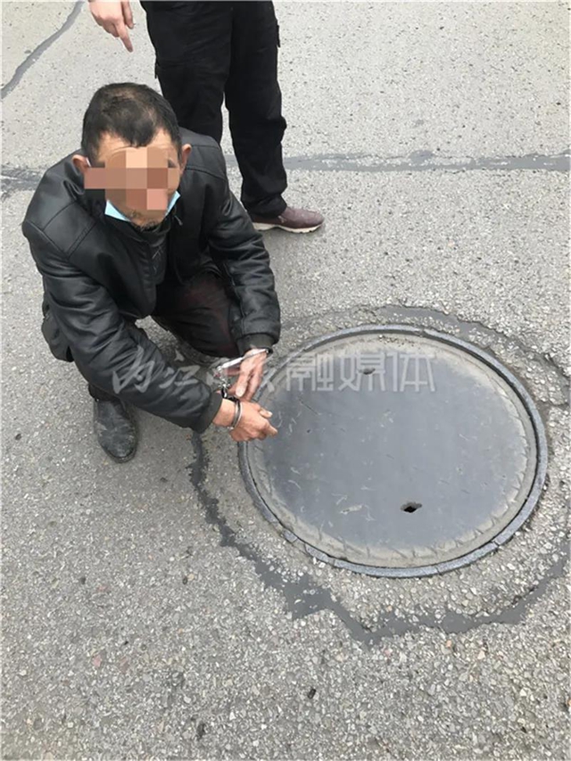 神兵天降！城區(qū)街頭，內(nèi)江警方抓獲一伙“電纜大盜”(圖2)