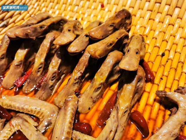 絕了！宜賓這幾條美食街，沒(méi)去過(guò)都不算真正的吃貨!(圖15)