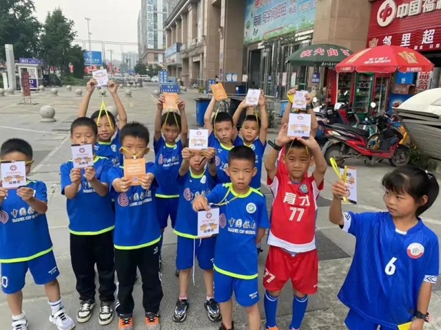 厲害！富順這群少年勇奪四川省青少年足球聯(lián)賽冠軍！
