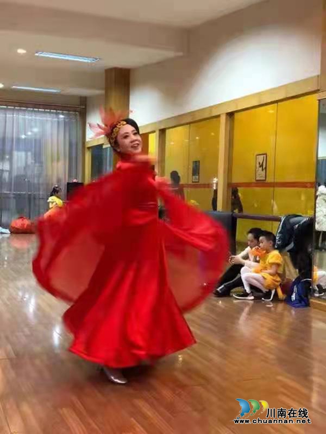 重陽(yáng)節(jié)特稿| “瀘州市老年大學(xué)讓我們不想畢業(yè)！”(圖7)
