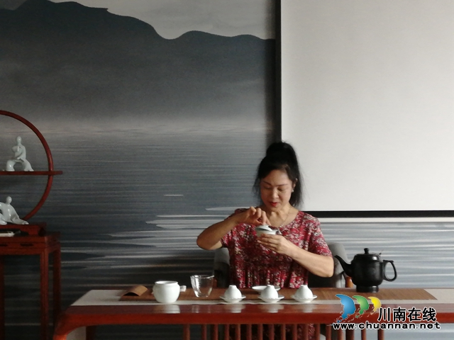 重陽(yáng)節(jié)特稿| “瀘州市老年大學(xué)讓我們不想畢業(yè)！”(圖9)