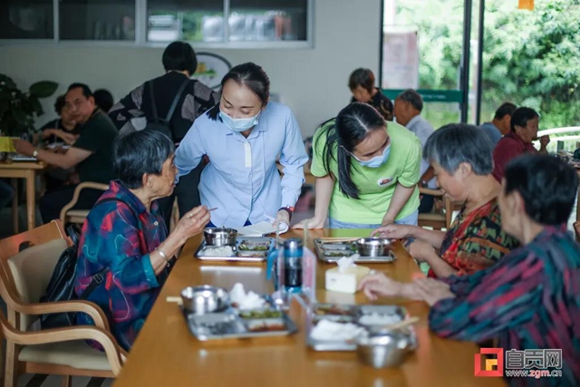 免費！惠及老年人！自貢這個綜合體正式投入運營(圖4)