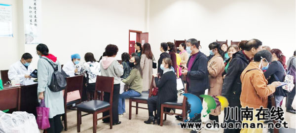 重陽敬老 瀘州市老年大學(xué)活動豐富(圖9)