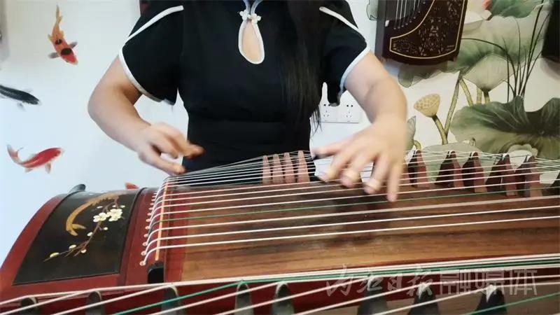 “箏”厲害！內(nèi)江這位甜妹兒登上央視“壓軸”(圖5)