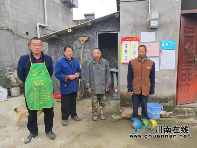 一人照顧“三岳父”！瀘縣好女婿何天富堅守養(yǎng)老敬老美德