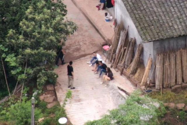 瀘州警方高空拍攝秘密賭場(chǎng)，視頻首次曝光(圖7)