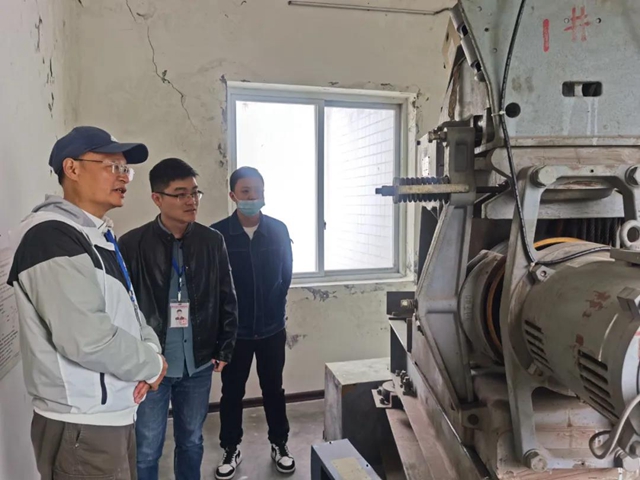 瀘州十歲男孩不敢乘電梯，原因細(xì)思極恐......