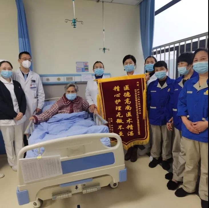 非要請(qǐng)醫(yī)護(hù)吃飯的上海阿姨，又送來(lái)了這個(gè)……(圖7)