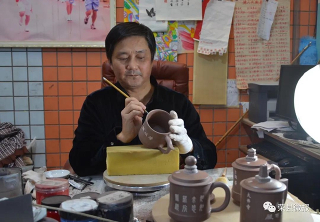 跨界融合，讓榮縣土陶插上藝術(shù)的翅膀！(圖2)