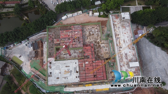瀘州市殯儀館殯儀服務(wù)中心主體封頂(圖2)