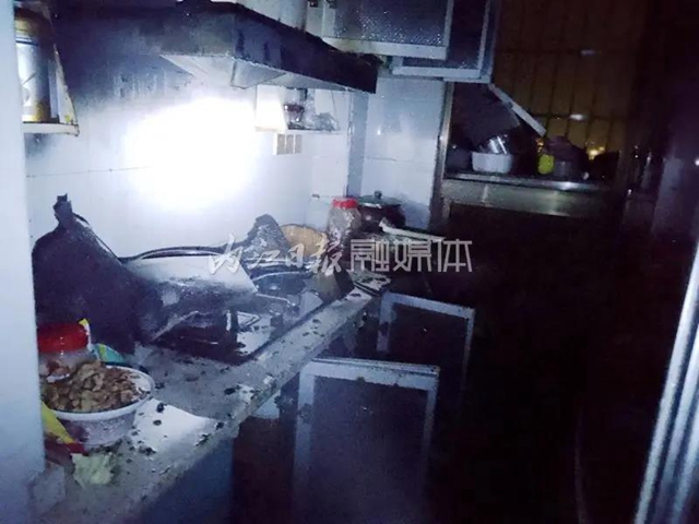 教訓(xùn)！內(nèi)江這婦女煮香腸“煮”出大事