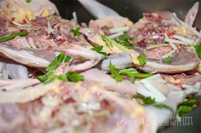 越嚼越香！內(nèi)江這個(gè)始于清朝的美食名不虛傳(圖8)