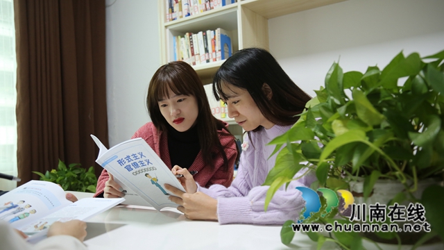 想畫什么就畫什么！瀘州“草根畫家”心里裝著“大舞臺(tái)”(圖3)
