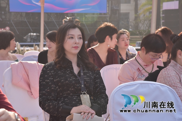 玫瑰鏗鏘｜中國沈酒集團副董事長謝麗榮膺2021酒業(yè)卓越女性領導者(圖9)