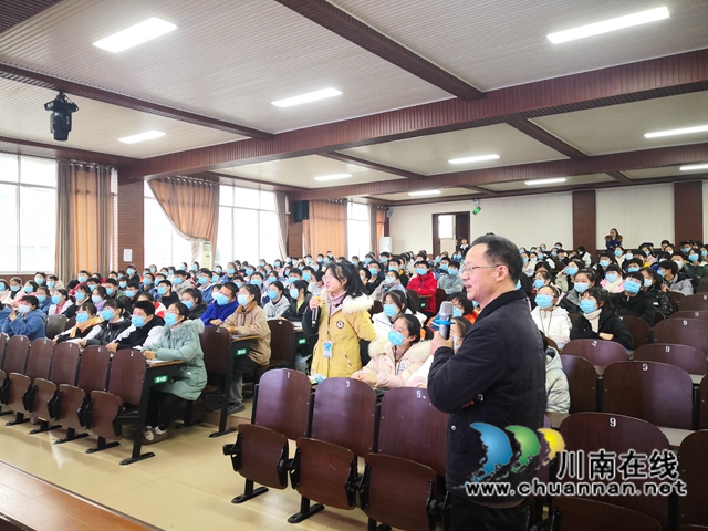 畫(huà)像里的繽紛世界！“荔博講壇”走進(jìn)合江中學(xué)(圖4)