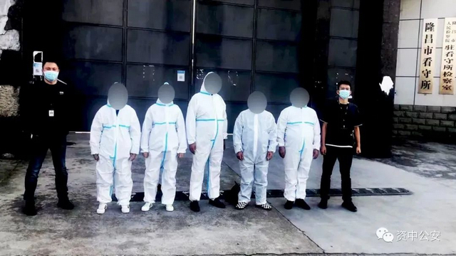 “老板”單日抽成上萬元！資中警方搗毀一賭窩